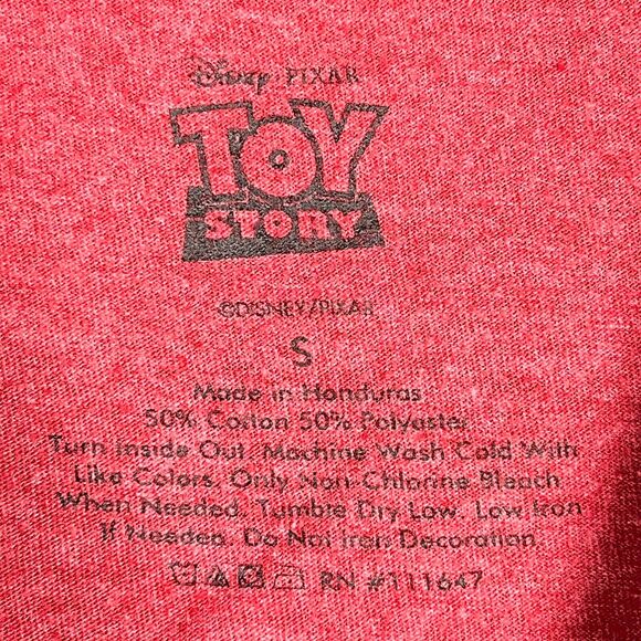 Toy Story Shirt Mens Small Red Pizza Planet Woody Buzz Walt World Disney Pixar - Picture 6 of 10
